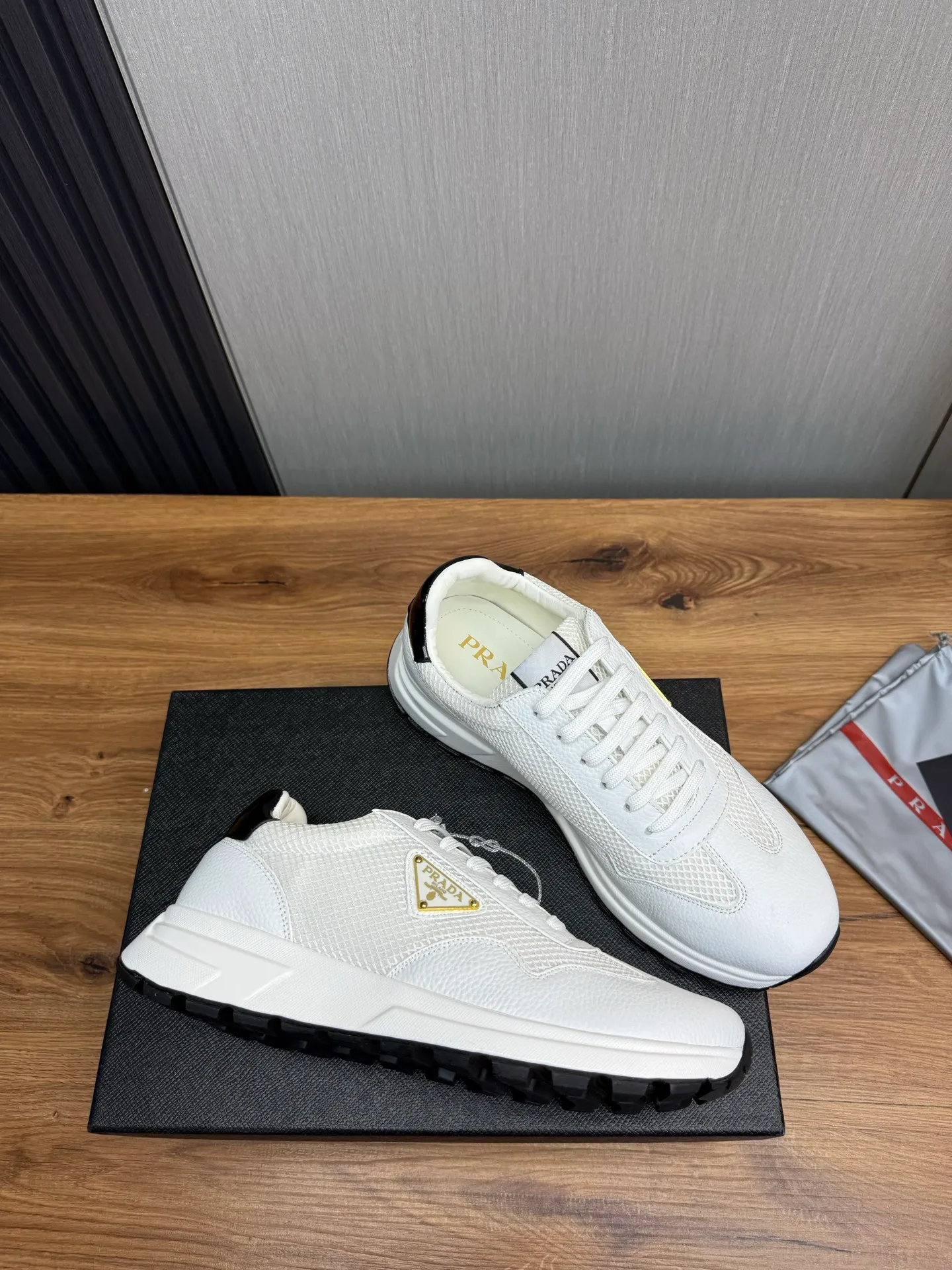 Men's shoes 💰780💰 [PRADA] Men's shoes are popular in the counter, official website synchronization, 1 high-quality shipment ✔️Original cowhide stitching breathable mesh + cowhide lining, 1🆚1 replica, original original bottom, 38-45 (38.45 custom-made, non-refundable)